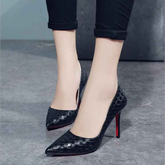 Tuto pour Adopter le Chic Parisien avec des Chaussures à Talons Hauts Mode Française - parlezmode.com