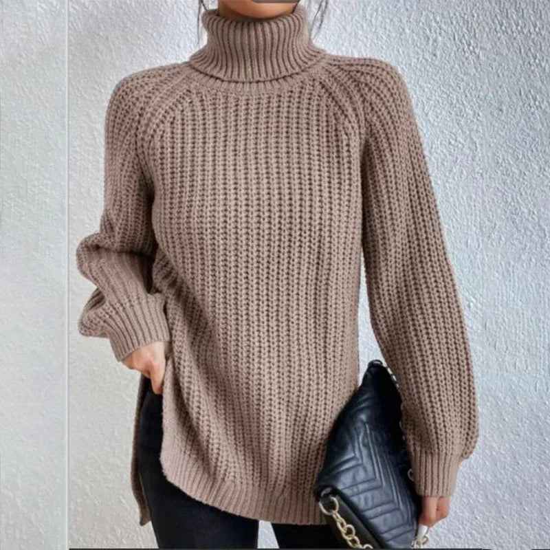 Guide du Style Parisien Chic : Adopter le Col Roulé Élegant Alexia® en Laine pour un Look Automne Hiver Inoubliable - parlezmode.com