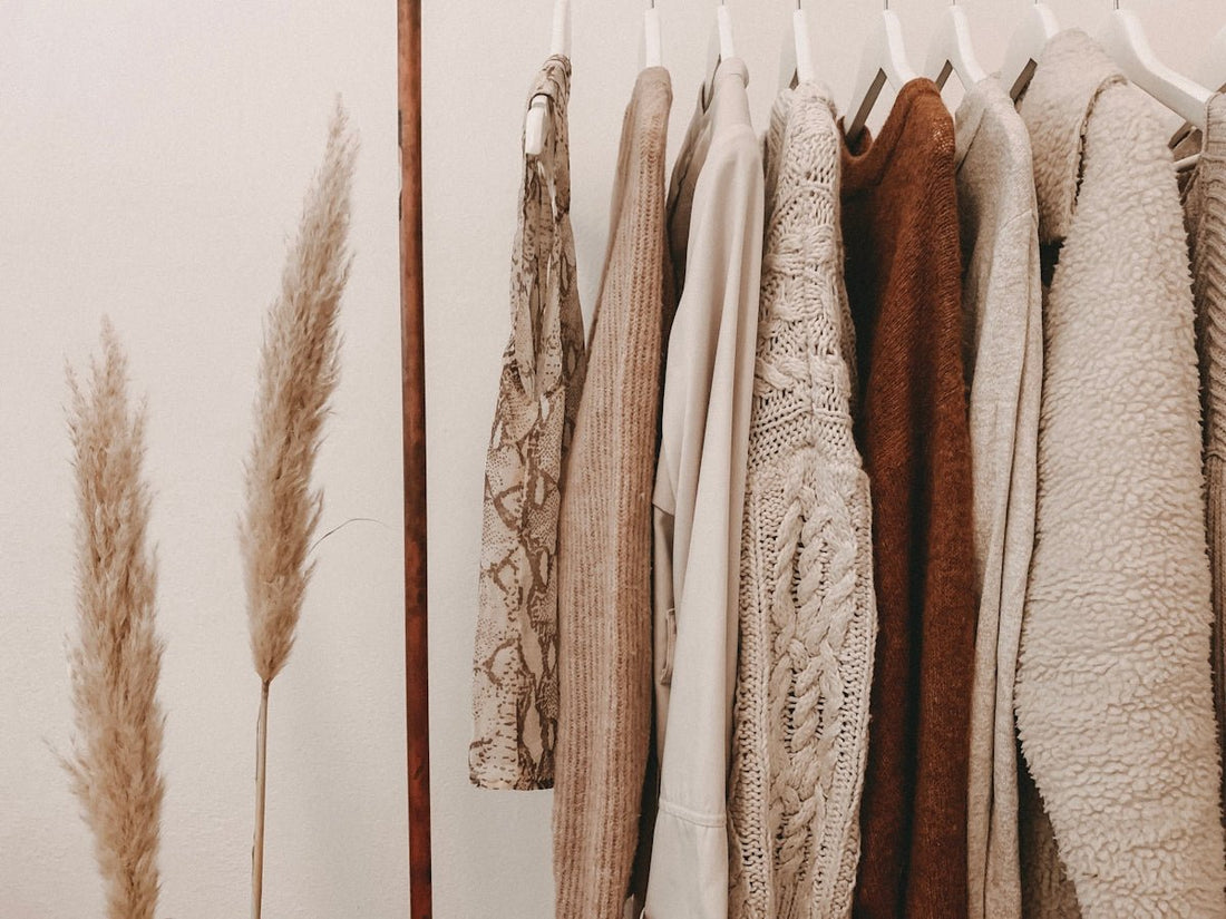 Astuces Intemporelles Pour Maîtriser Le Style Parisien Chic Avec Les Vêtements Tendance Femme - parlezmode.com
