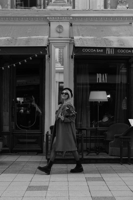 Revigorer votre style avec les classiques intemporels de la mode féminine - parlezmode.com