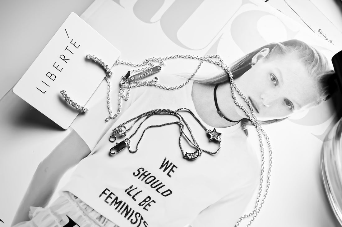 Les Meilleures Adresses En Ligne Pour Les Vêtements Féminins À Style Parisien - parlezmode.com