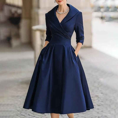 Robe mi - longue élégante pour femme à col en V croisé, jupe évasée et poches — tenue chic de printemps/été - parlezmode.com