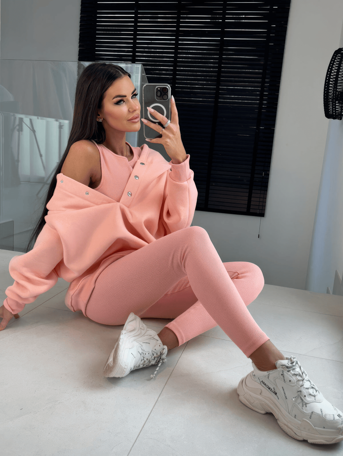 Ensemble Vera® | Sweat à Capuche, Gilet et Pantalon - parlezmode.com