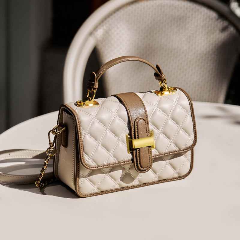 Sac bandoulière en cuir véritable – élégance d’automne et luxe accessible - parlezmode.com