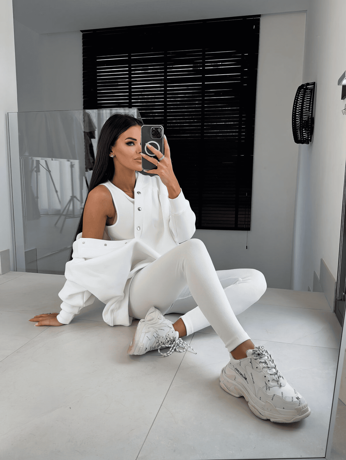 Ensemble Vera® | Sweat à Capuche, Gilet et Pantalon - parlezmode.com