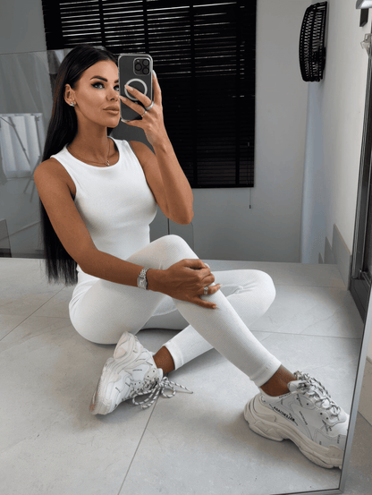 Ensemble Vera® | Sweat à Capuche, Gilet et Pantalon - parlezmode.com