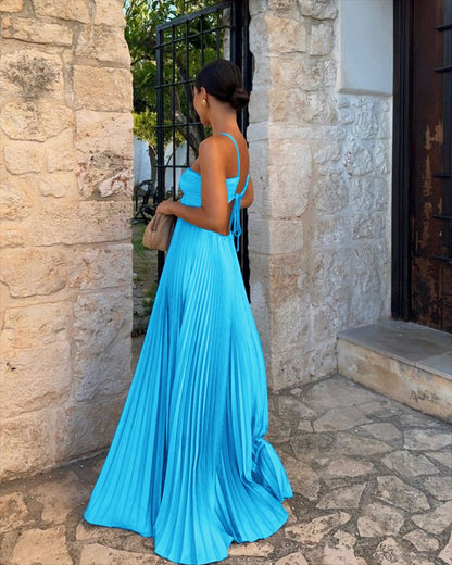 Robe Longue Plissée Élégante - parlezmode.com