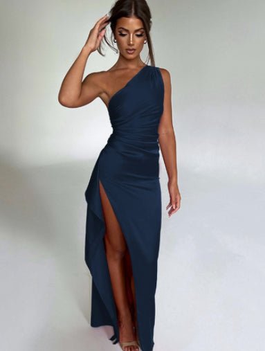 Robe Satinée La Nuit – Coupe Asymétriqu - parlezmode.com