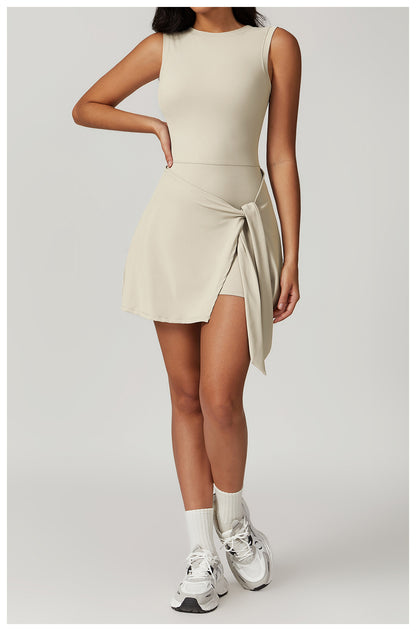 Robe Courte Sport Chic - parlezmode.com