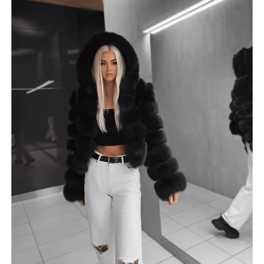 Angeline® | Manteau Court à Capuche en Fausse Fourrure - parlezmode.com