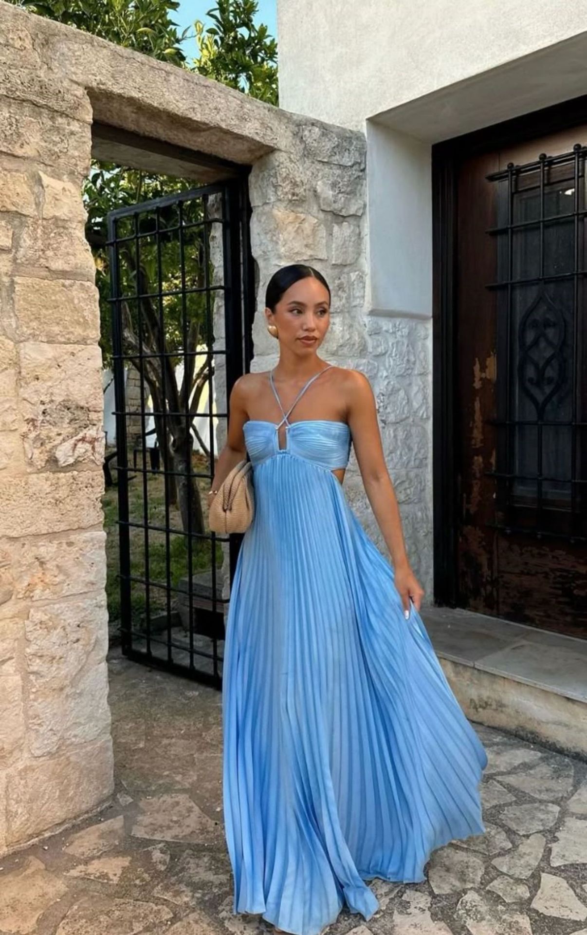 Robe Longue Plissée Élégante - parlezmode.com
