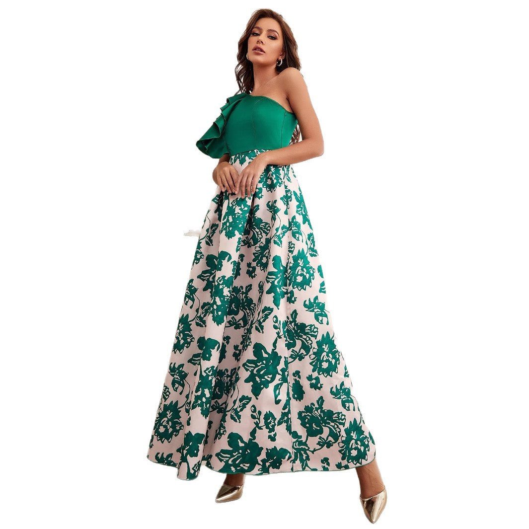 Jardin d’Émeraude – Robe longue asymétrique à imprimé floral - parlezmode.com