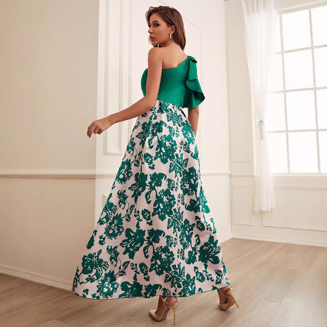 Jardin d’Émeraude – Robe longue asymétrique à imprimé floral - parlezmode.com